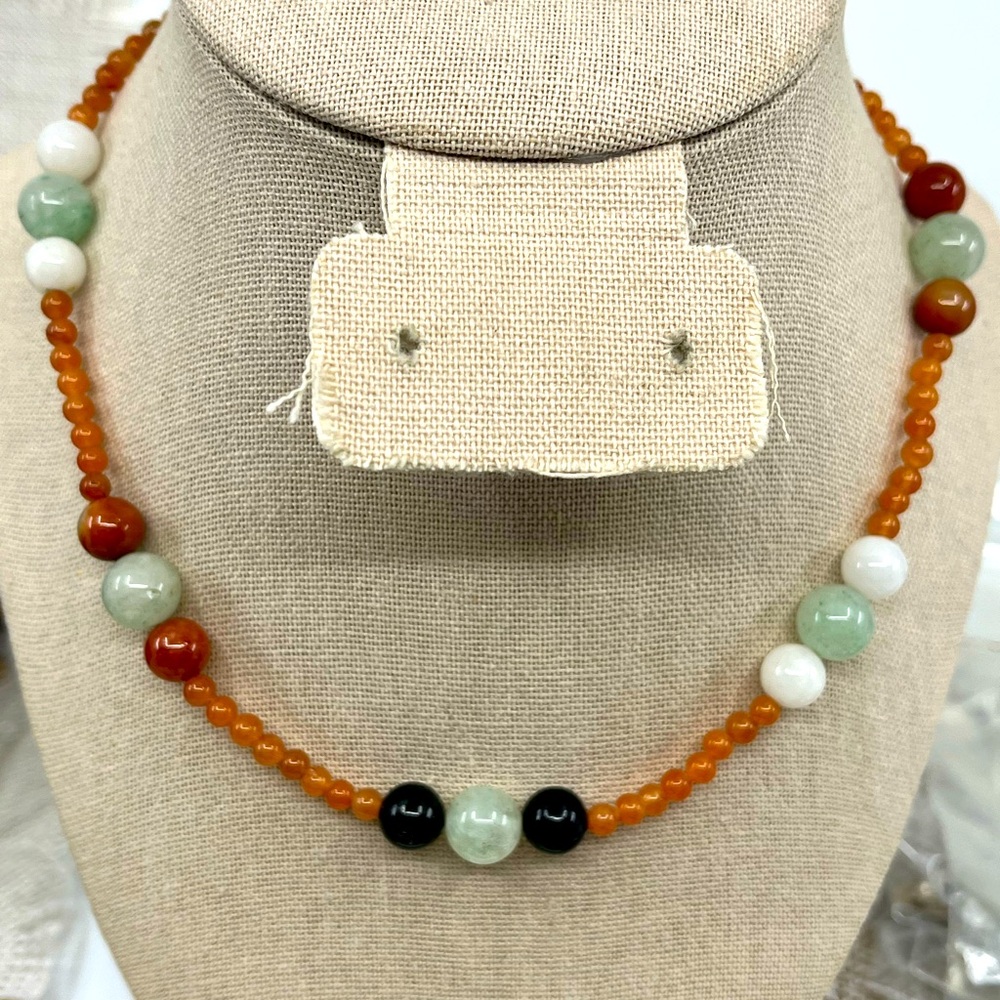 Vintage 14K Beaded Necklace Featuring Jade, Carnelian, and White Stones